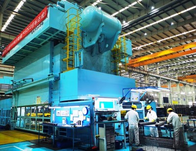 決戰(zhàn)四季度，汽車(chē)配件企業(yè)生產(chǎn)忙，家具企業(yè)迎挑戰(zhàn)